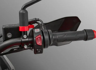 QJ Motor Moto SRT550SX