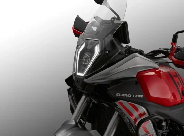 QJ Motor Moto SRT550SX